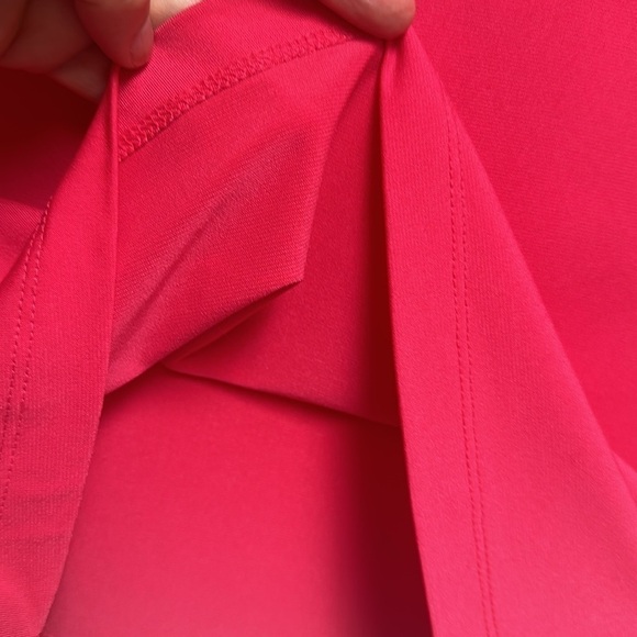 SALE.      East 5th Blouse Size Small - Picture 9 of 9